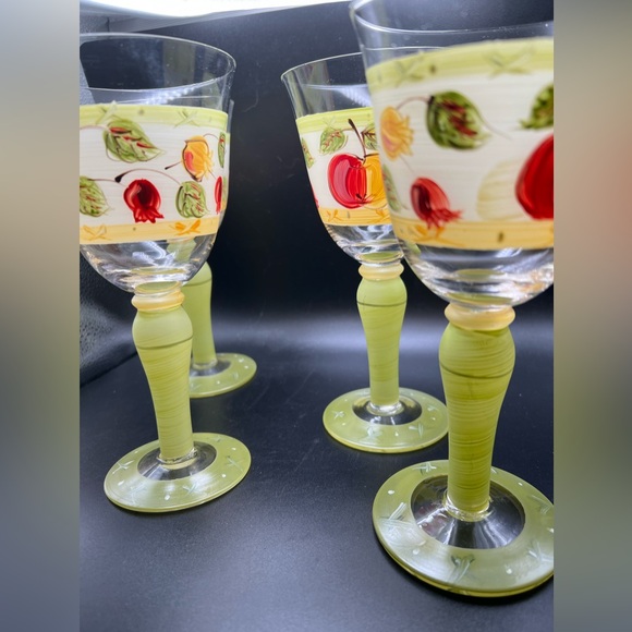 Vintage handblown hand painted 1970’s colors fruit pattern long stem glasses . - Picture 8 of 9